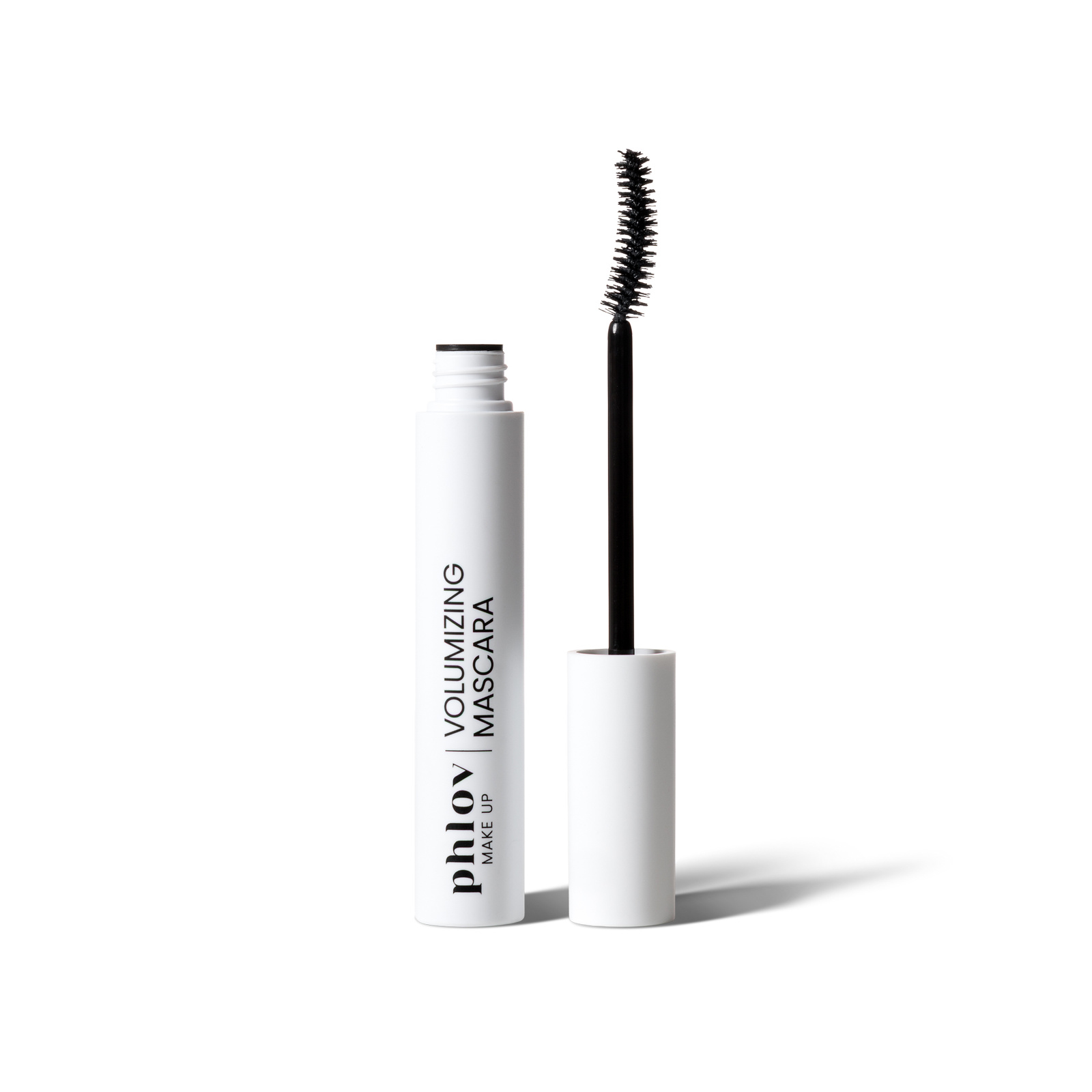 MAKE UP VOLUMIZING MASCARA
