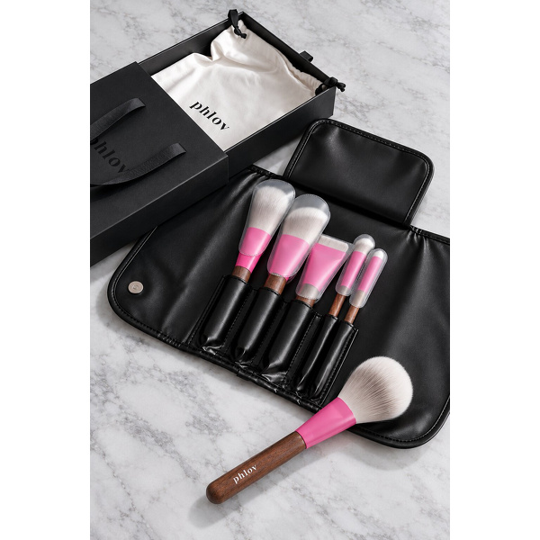 MAKE UP SIGNATURE WOODEN BRUSH SET