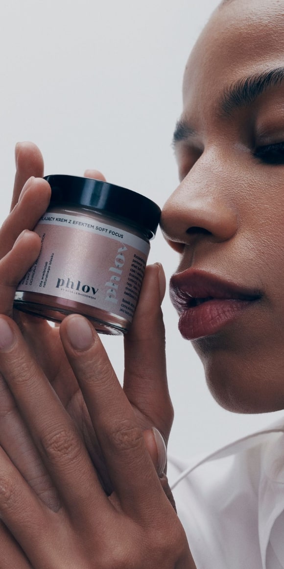 Krem rozświetlający do twarzy