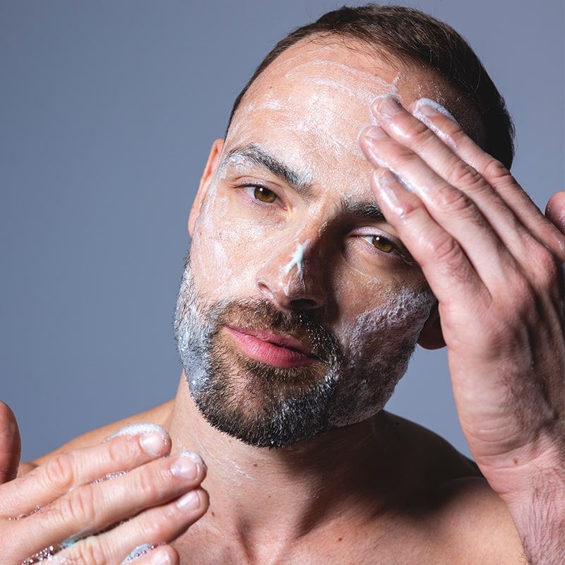 pianka do mycia twarzy dla mężczyzn